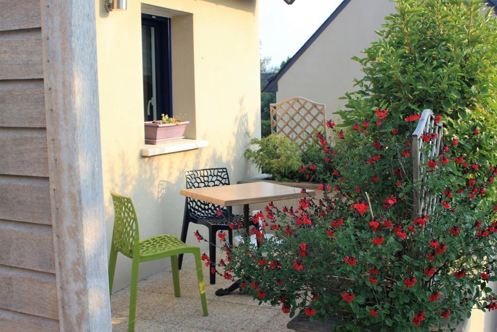 Noyalo Hotel - Restaurant L'Hortensia מראה חיצוני תמונה
